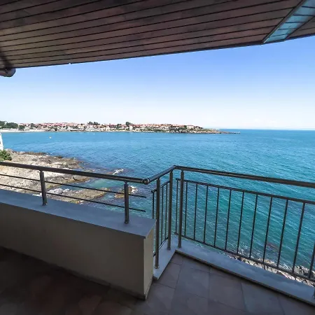 With Sea View Apartmán Sozopol