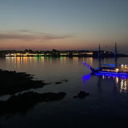 With Sea View Apartment *